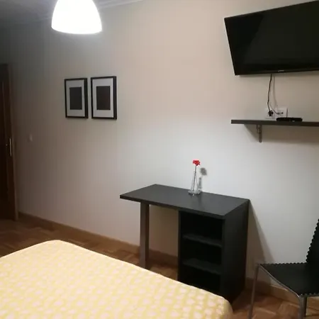 Santiago 3* Burgo